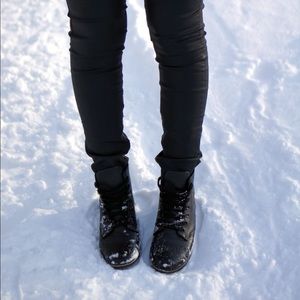 Dr Marten Leyton boots